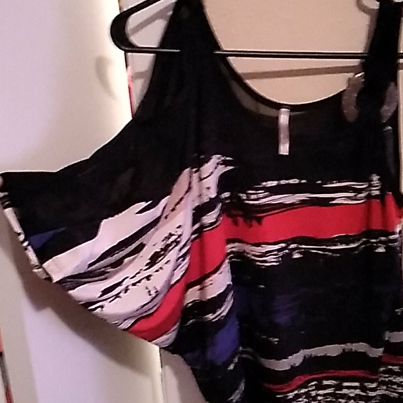 Dress - Picture 2 of 4